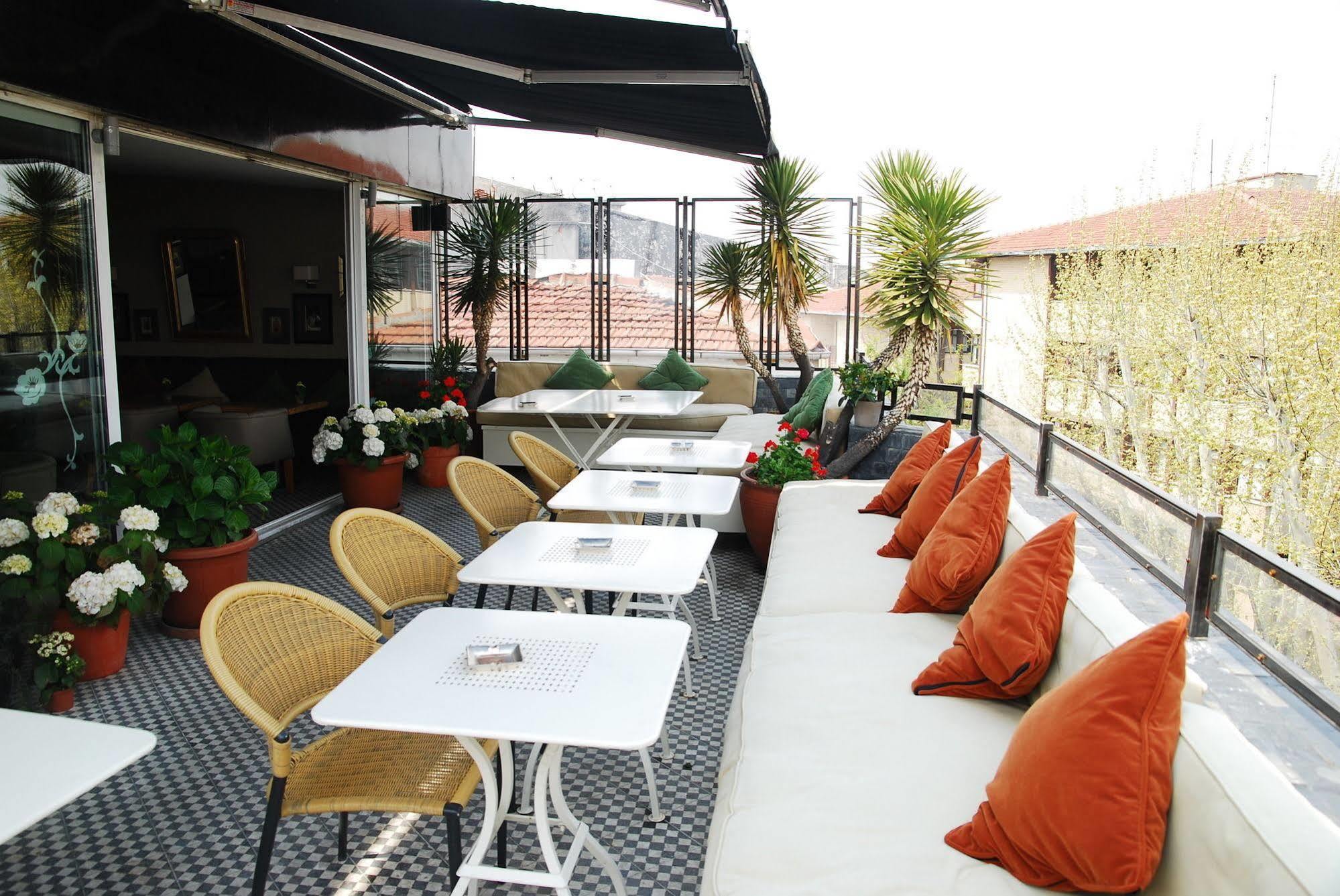 Hotel Nomade Istanboel Restaurant foto